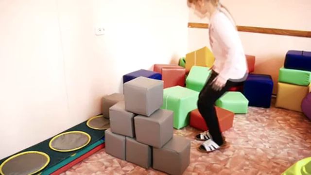 Играю в энгри бердс! смотреть онлайн