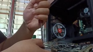 How to fix No signal / No cable connected on computer