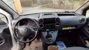 Where to find the diagnostic port OBD2, fuses box and battery in CITROEN BERLINGO II [2008-2018]