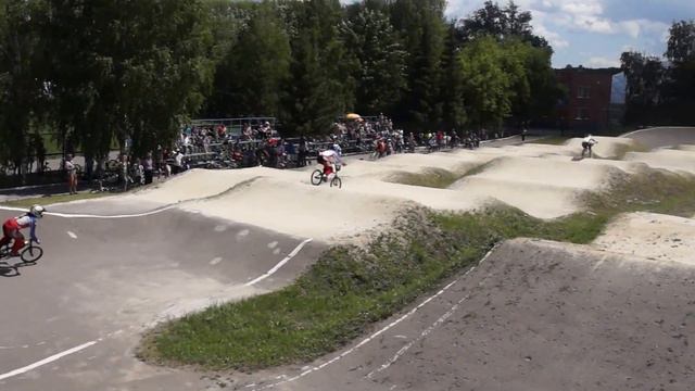 Заезд 19. Круг 3. Старшие девушки 2000-2001 г.р., Первенство России, 25 июня 2016 смотреть онлайн