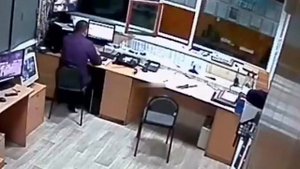 Агрессивный майор полиции Саратовской области