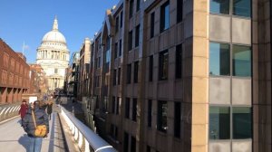 ?? Millennium Bridge in London [4k]