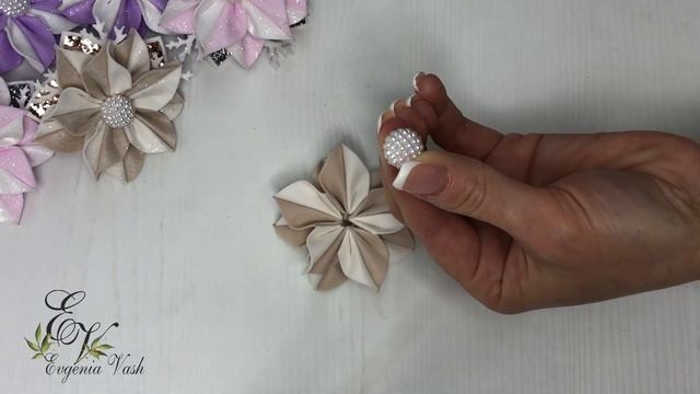 МК ? ЦВЕТОЧКИ-ЗВЁЗДОЧКИ из ФОАМИРАНА ? НОВОГОДНИЕ УКРАШЕНИЯ?