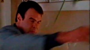 Начало кассеты VHS "Роскошные автомобили, роскошные женщины" от Екатеринбург Арт Home Video (1997)