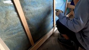 Внутренняя отделка стен и потолков имитацией бруса. Монтаж, шлифовка, покраска.