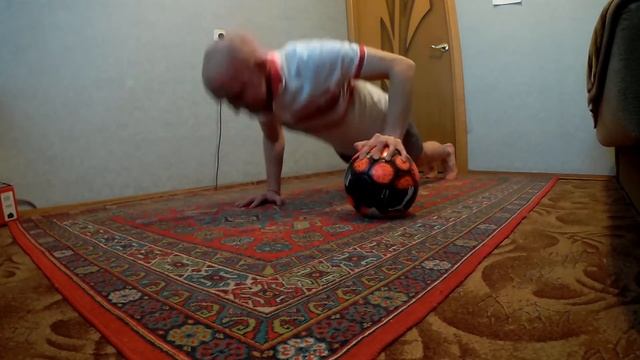 КАК ТРЕНИРОВАТЬСЯ в Домашних Условиях с Собственным Весом. [ТРЕНИРОВКА на Мощь и Силу] смотреть онлайн