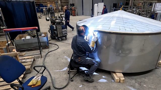 сварка аргоном днища и крышки 20м³ смотреть онлайн
