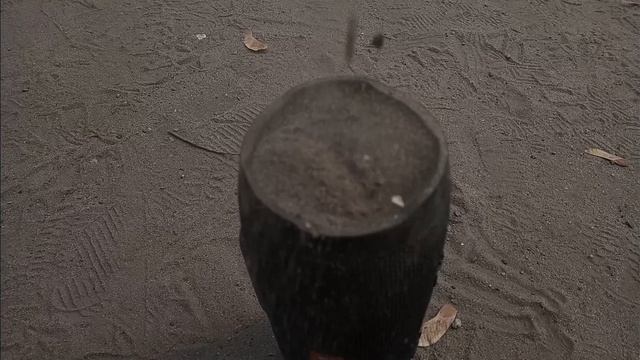 JBL Charge 3 vs песок (bass test) смотреть онлайн