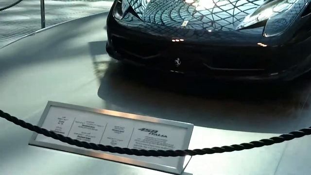 Дубай (ОАЭ) Экскурсия - Феррари Парк (Ferrari World Абу Даби) часть 1 смотреть онлайн