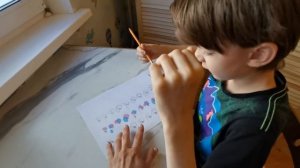 Сидим правильно при письме