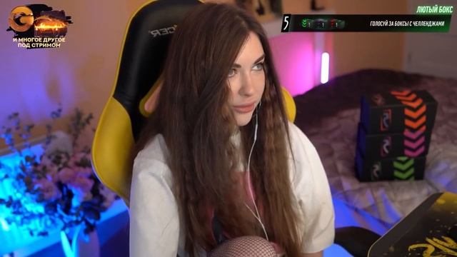 СИМПЛ ПОДАРИЛ АРИНЯН БУКЕТ |АРИНЯН СИМПЛ ПОЦЕЛУЙ НА СТРИМЕ | СИМПЛ БОЛЬШЕ НЕ НРАВИТСЯ АРИНЯН смотреть онлайн