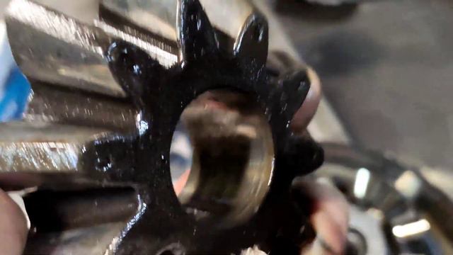 Разбираем редуктор DAF 105XF смотреть онлайн