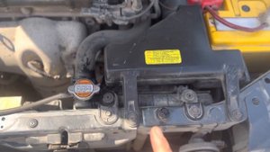 Если в жару греется автомобиль и давит антифриз нужно сделать так