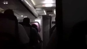 Внутри салона самолёта Airbus A 320 в полёте