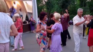 А ЛЕТО ЦВЕТА НЕБА! ТАНЦЫ ХАРЬКОВ СЧАСТЛИВЫЕ ДНИ