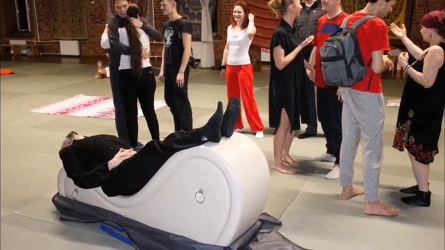 Мастер Тантры Сева Прем о тантра-кресле. Видеоотзыв. смотреть онлайн