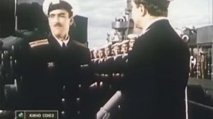 Лев Силаев в роли старшего лейтенанта Силаева (эпизод из фильма Командир корабля)