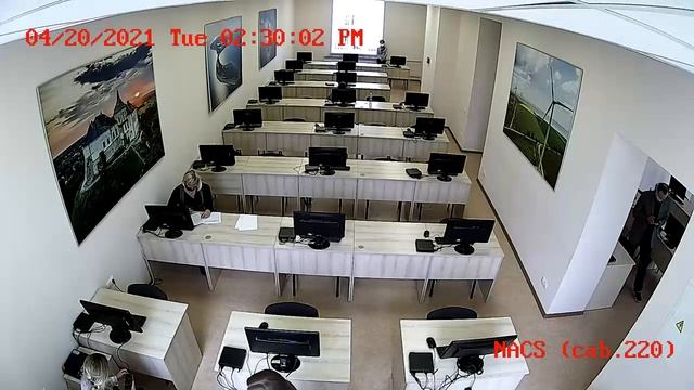 DVR213 ch7 main 20210420140003 20210420150003 смотреть онлайн