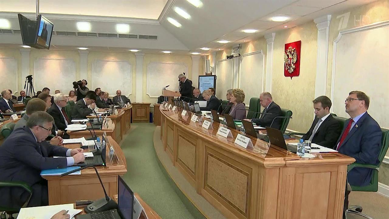 В Совете Федерации говорили о том, как обезопасить...ану от грубого вмешательства во внутренние дела