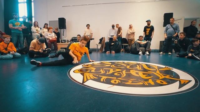 Soul Cypher г.Тосно 2022 (РыжМастер vs Double G) смотреть онлайн