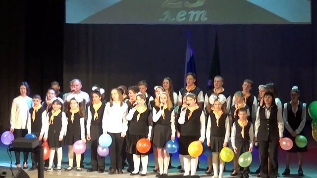 Офицеры таможни аплодировали детям стоя! Школа интернат 71 на Юбилее Самарской таможне 25 лет! смотреть онлайн