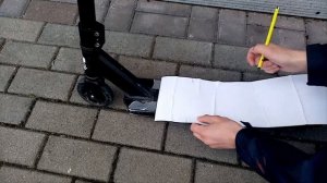 Как поменять шкурку на самокате