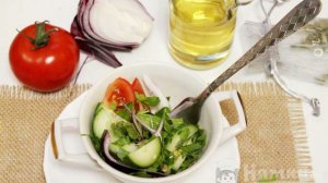 Салат овощной с тыквенными семечками