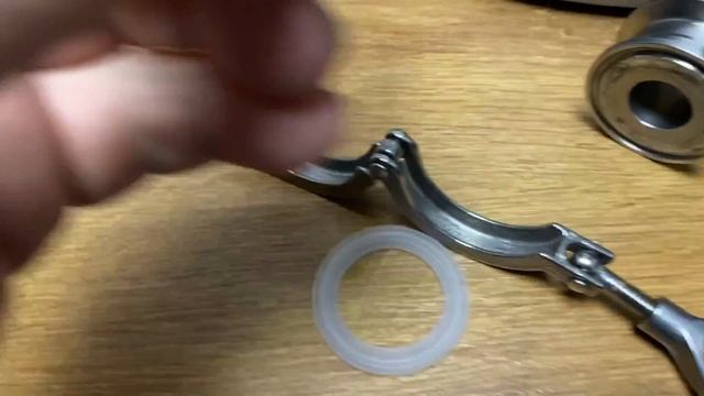 Врезаем дополнительный кран в перегонный куб своими руками смотреть онлайн