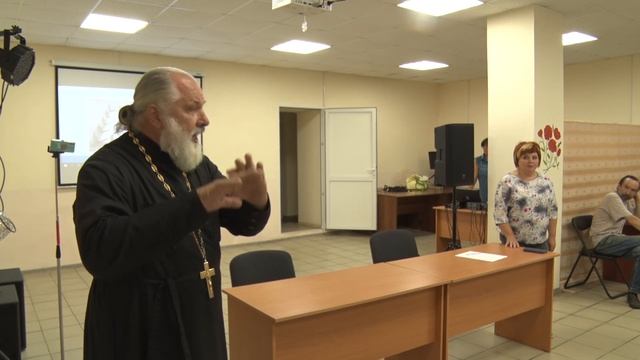 В селе Заозерье состоялся сход жителей по вопросу реконструкции мемориала Памяти