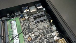 Домашний роутер-NAS-WiFi точка доступа на МиниПК с 6 LAN