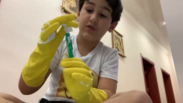 Что внутри замазки ?! смотреть онлайн