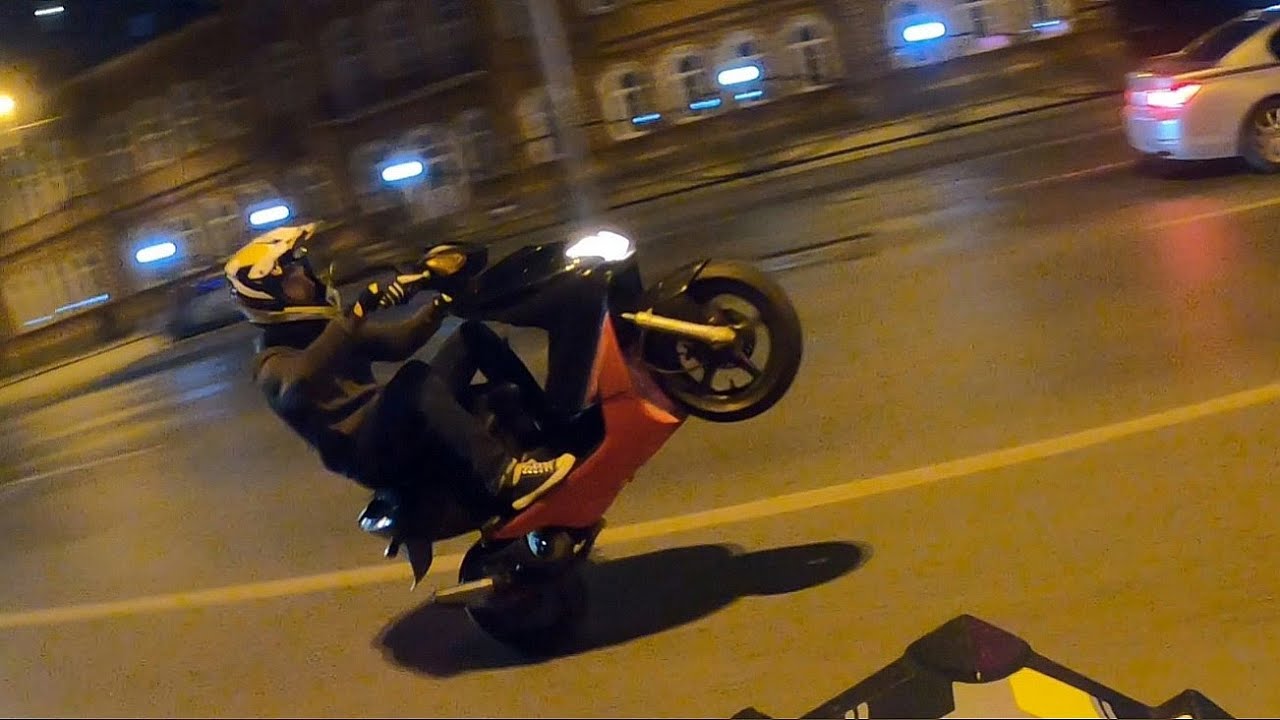 Yamaha Aerox Stunt