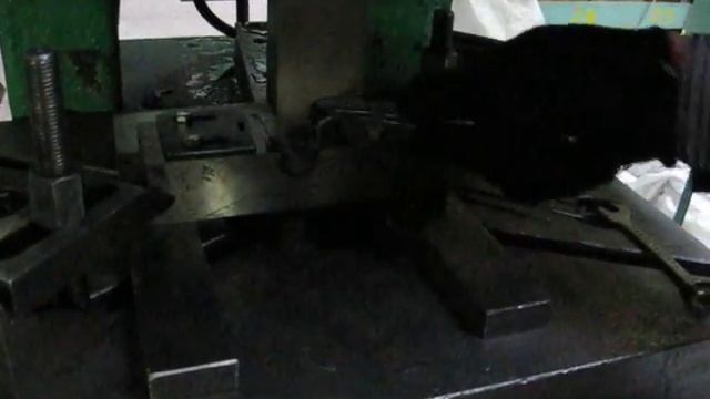 Гибка детали крюк смотреть онлайн