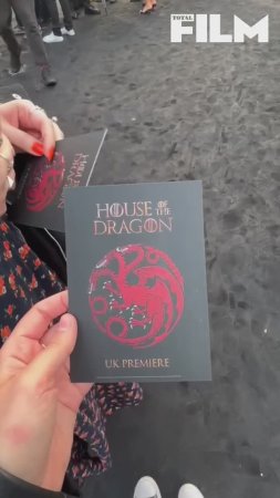 Видео с лондонской премьеры 2 сезона фэнтезийного сериала Дом дракона (House of Dragon).