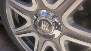 Rolls Royce Phantom - Снятие колпачка