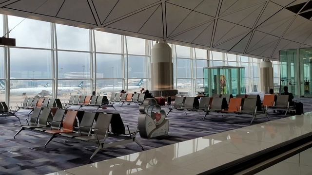 Hong Kong Airport Update 2023 Chinese Lunar New Year Walking Tour in 4k Ultra HD смотреть онлайн