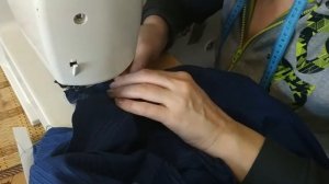 DIY . Блузка за 10 минут!! Перешиваю мужскую рубашку в женскую !!!