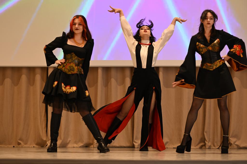 Олимпийские иглы 2023