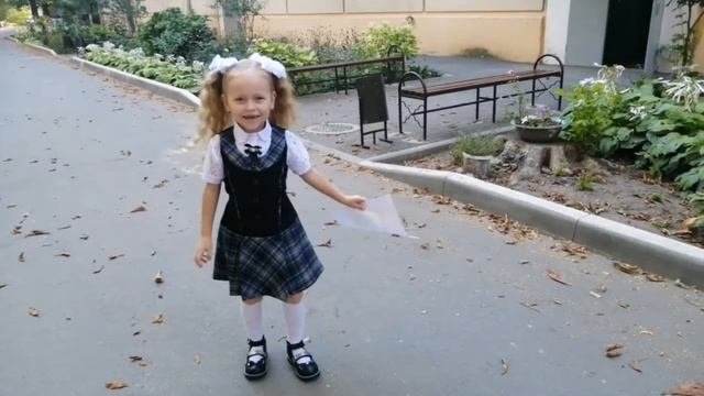 ЗДРАВСТВУЙ, ШКОЛА! ?1 СЕНТЯБРЯ! МОЯ ПЕРВОКЛАШКА, КАТЯ! ПЕРВЫЙ РАЗ В ПЕРВЫЙ КЛАСС! КЛИП! АРМАВИР 202