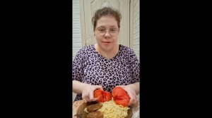 Мукбанг Котлеты, Лапша и смачная помидорка