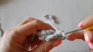 Плюшевая мышка крючком. Как связать мышку легко и просто.