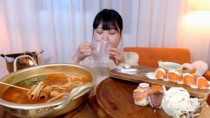 투다리 김치우동 구슬초밥 연어초밥 먹방 Mukbang