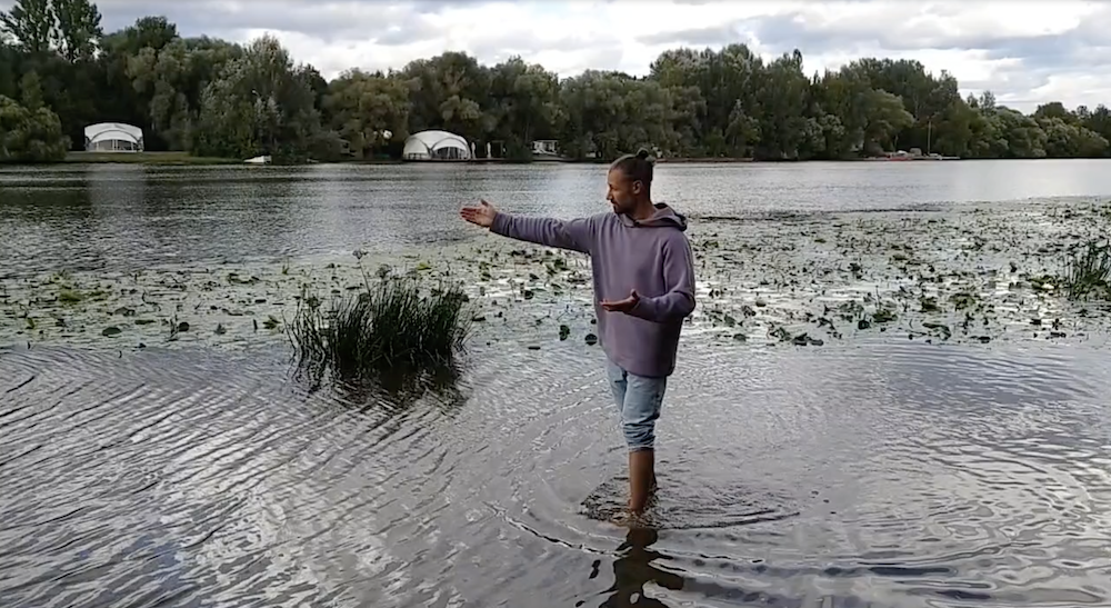 01/09/2022. В воде сегодня теплее, чем на улице!