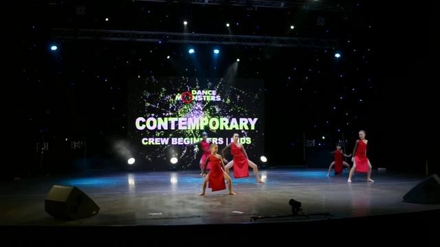 Moonway (Dance Studio LUNA) Спускаясь к реке.. / Contemporary Crew Beginners Kids / DM 2017 смотреть онлайн