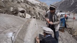 Дорога на Саланг.  Последний советский памятник...