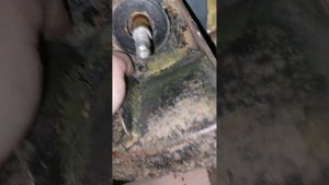 ремонт крепления подушки кузова киа спортэйдж 1
