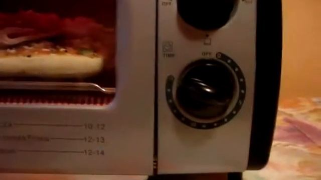 Pizza w piekarniku clatronic test Pizza in the oven clatronic test 披薩在烤箱CLATRONIC測試 смотреть онлайн