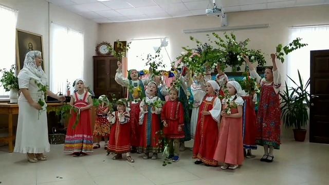 Выступление на Троицу детского хора Христославы смотреть онлайн