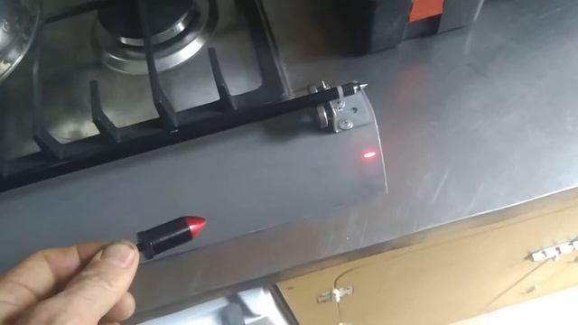 Лазерный целеуказатель для пристрелки арбалета