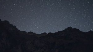 Звездное небо Узбекистана - таймлапсы звездного неба.